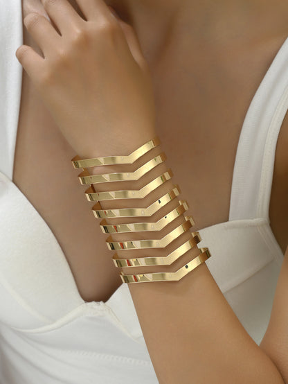Cross-border Europe and the United States exaggerated metal bracelet personality V stripe open wide bracelet gold bracelet jewelry wholesale